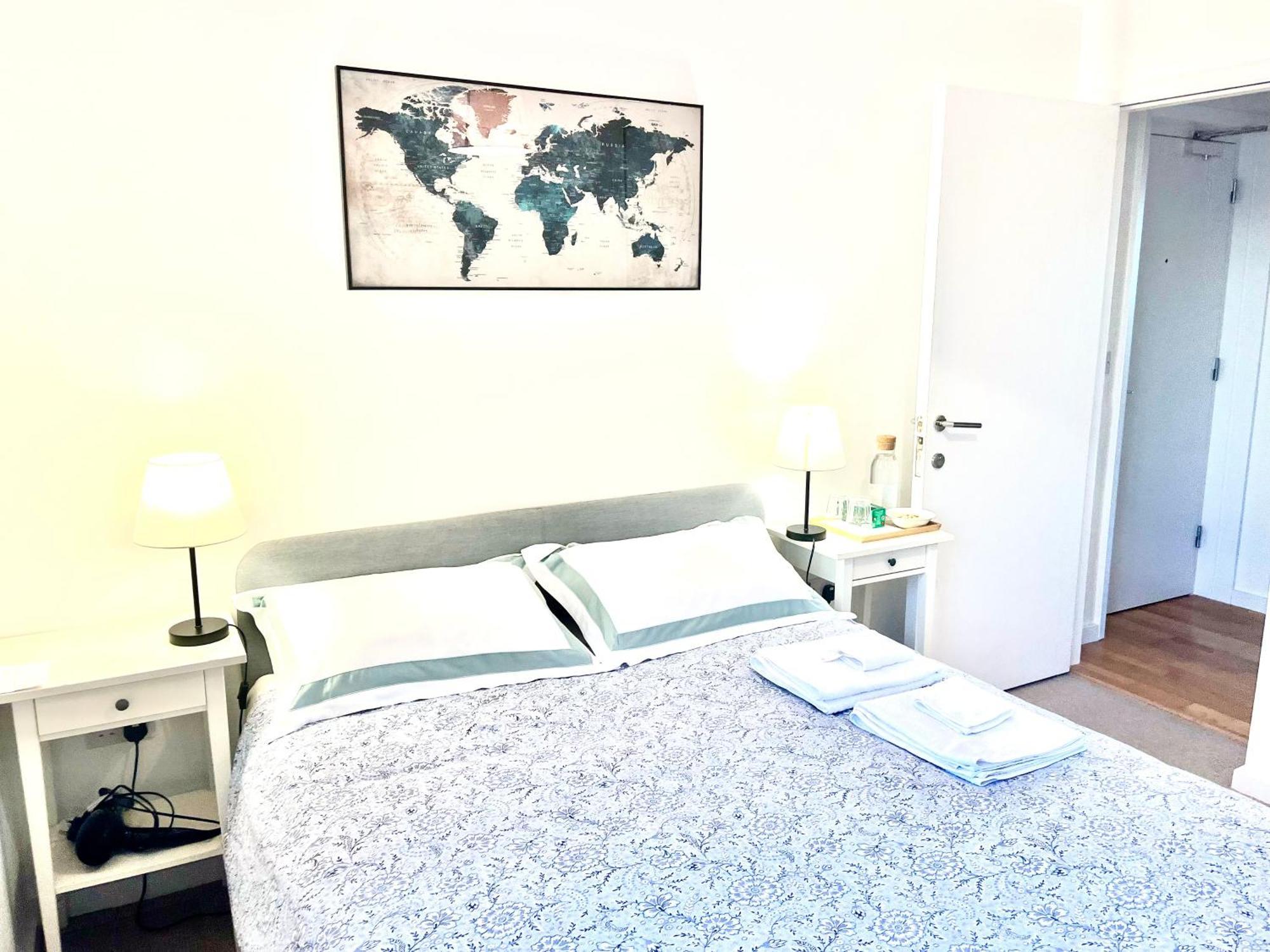 The Room King Size Bed And Private Bathroom Dublin Kültér fotó